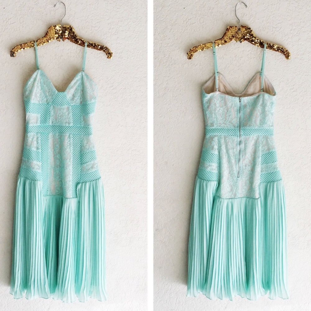 Elliatt dress